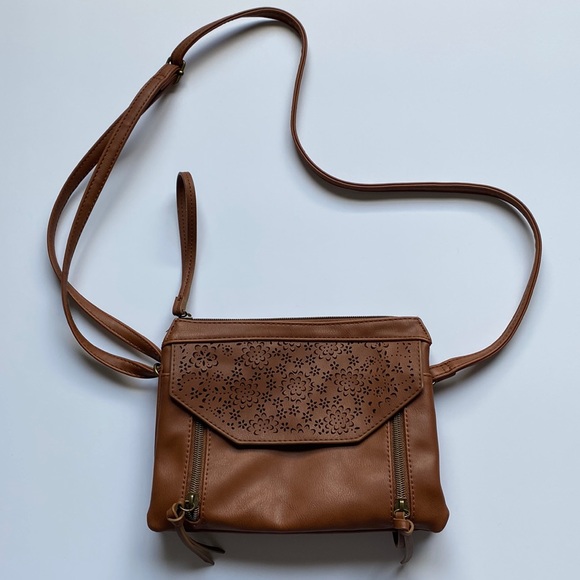 Arizona Jean Company Handbags - Brown Arizona Jean Co. Crossbody Purse.